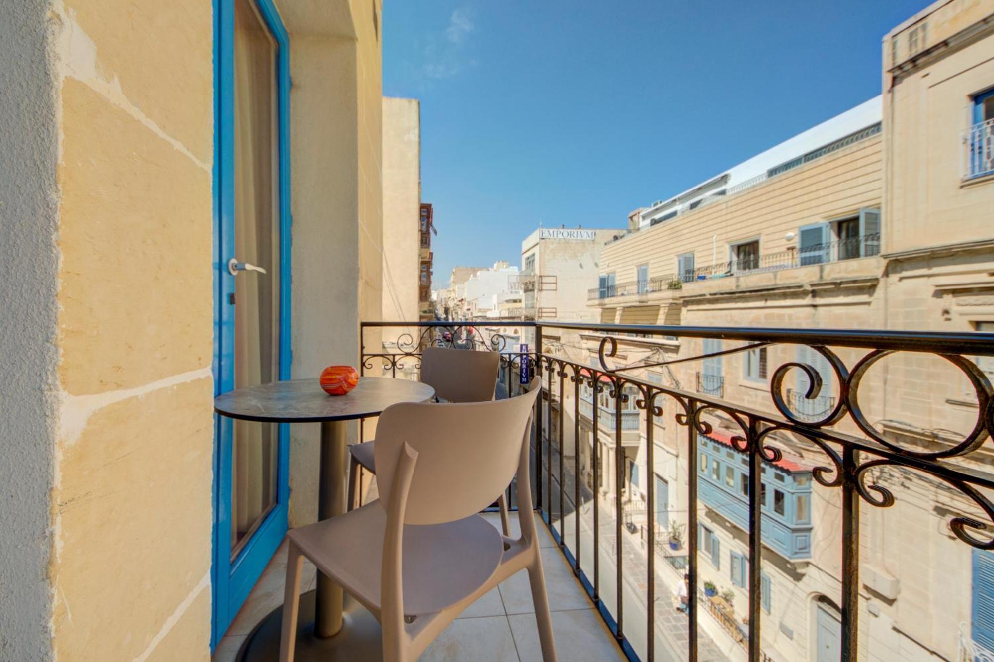 Sapphire Residences - Apartments & Penthouse In Central Sliema By Shortletsmalta Exterior foto